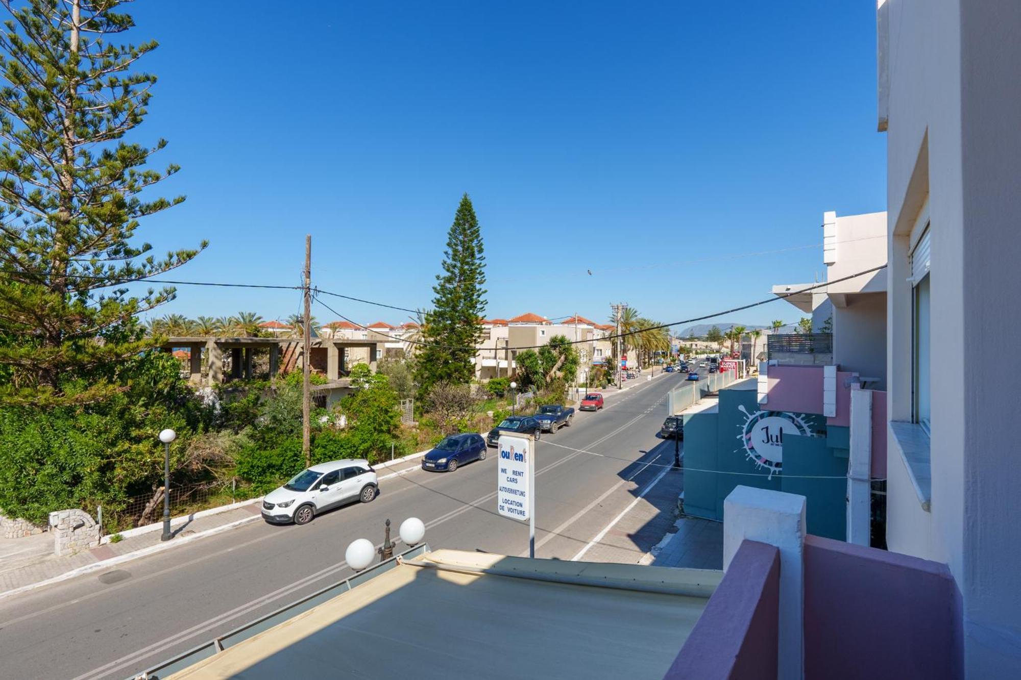 Nikos Apartments Agia Marina 외부 사진