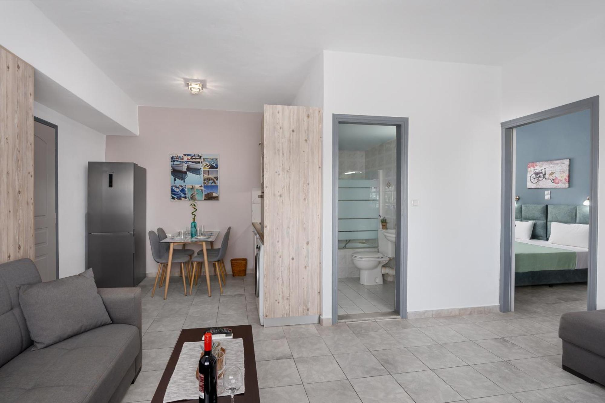 Nikos Apartments Agia Marina 외부 사진
